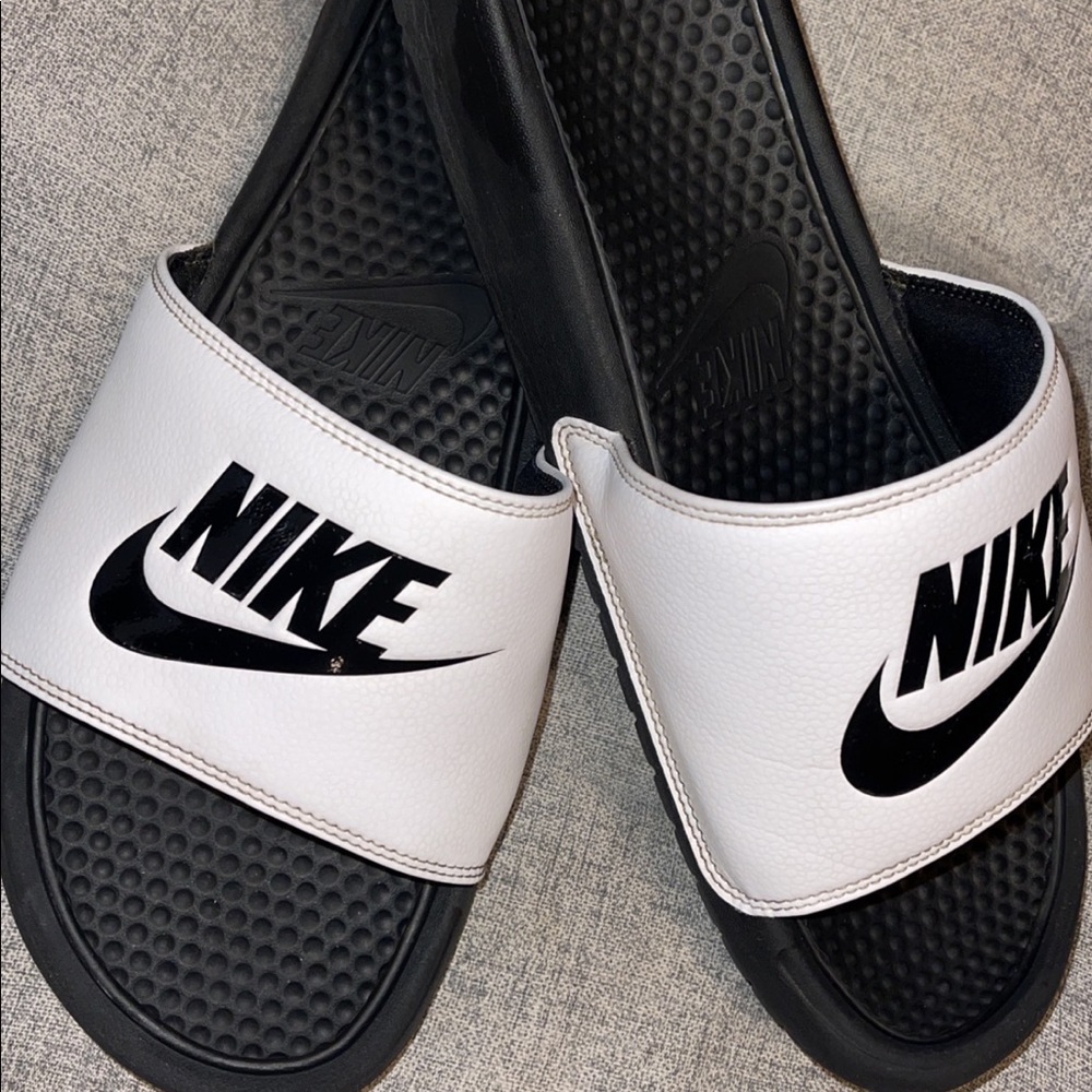 Nike slides